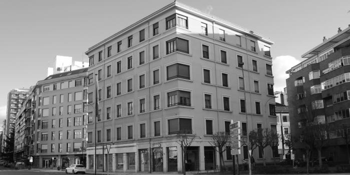EDIFICIO C/ JUAN DE BADAJOZ nº 2