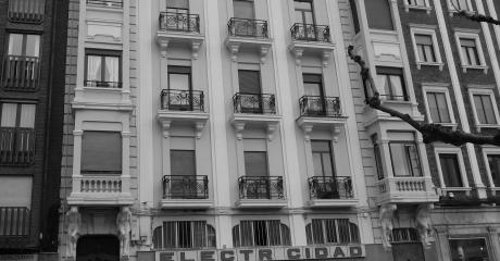 EDIFICIO C/ PADRE ISLA nº 39
