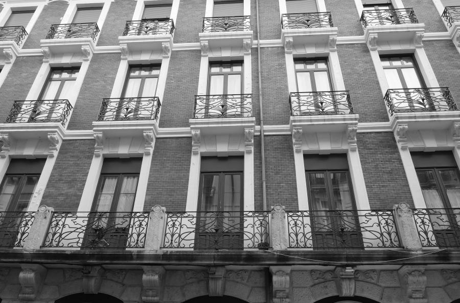 EDIFICIO C/ ANCHA nº 8