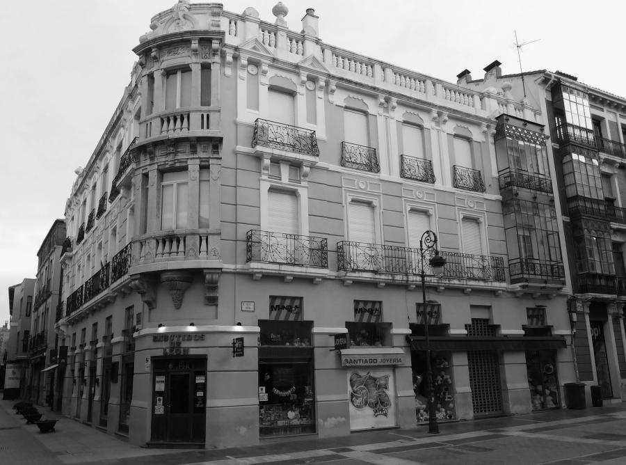 EDIFICIO C/ ANCHA nº 12