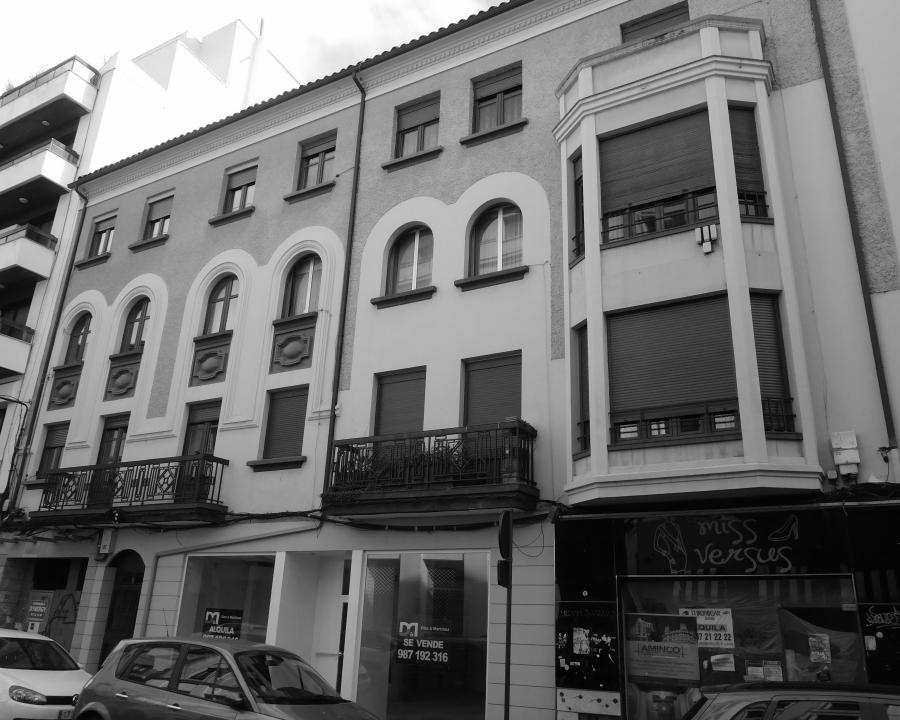 EDIFICIO C/ GIL Y CARRASCO nº 5