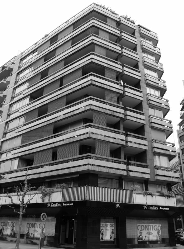 EDIFICIO PAPALAGUINDA