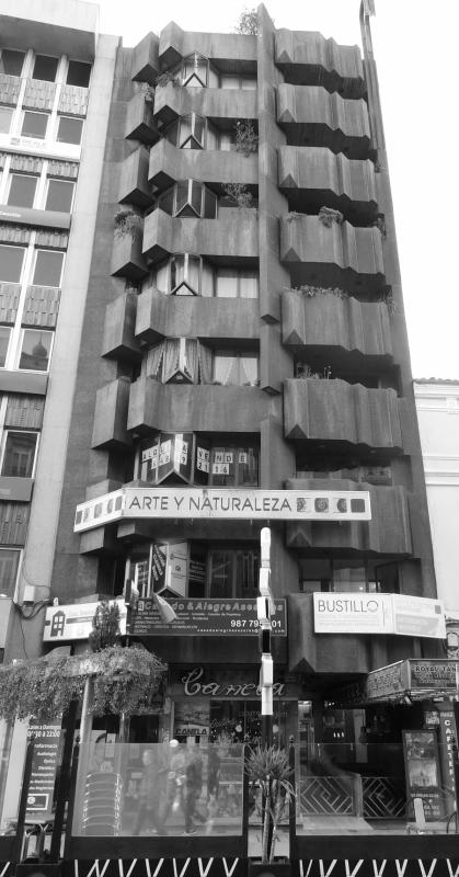 EDIFICIO MATA ESPESO