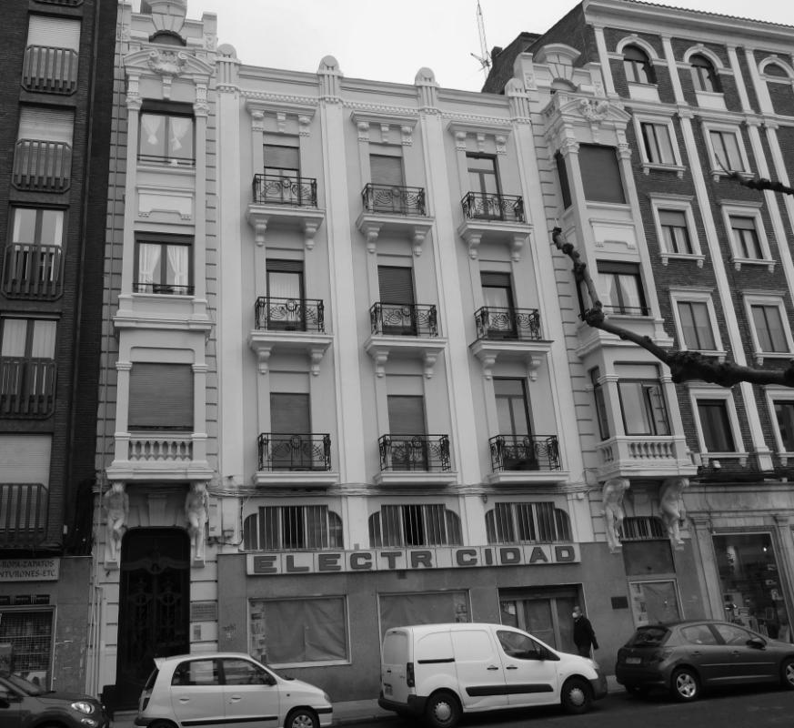 EDIFICIO C/ PADRE ISLA nº 39