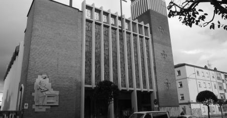 IGLESIA DE JESÚS DIVINO OBRERO